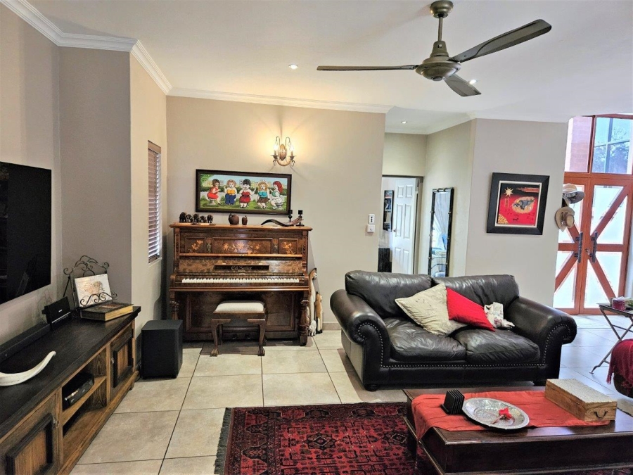 4 Bedroom Property for Sale in Melodie North West